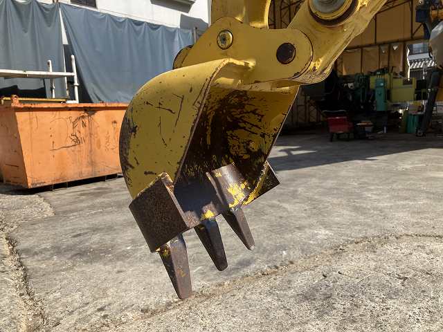 Our inventory｜We have been in the used heavy equipment sales for 